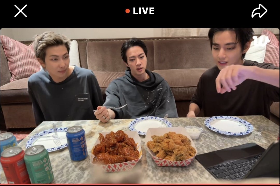 Joon, Jin and Tae on live!