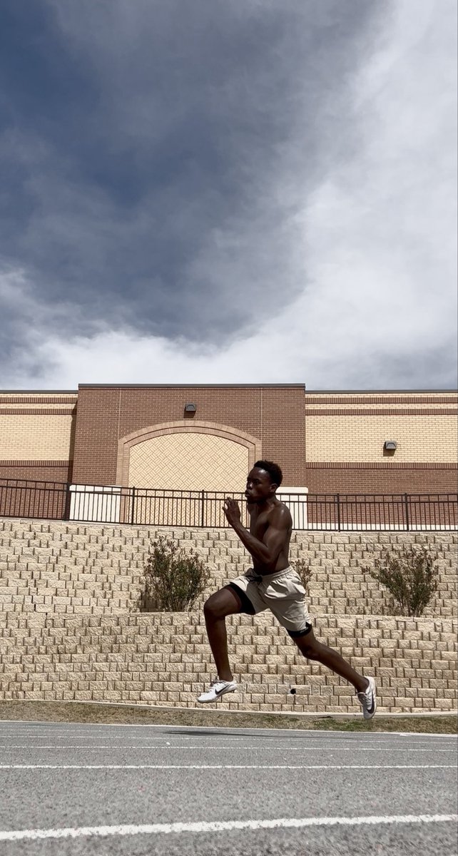 WakiMsafiri's tweet image. AREA #trackandfield