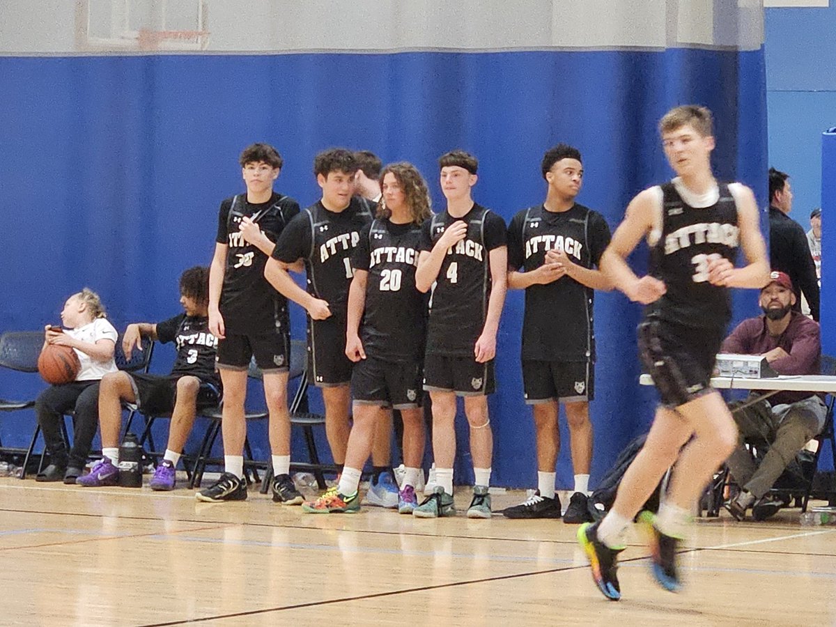 coacho76's tweet photo. @CodyRader2029 @IllinoisAttack @aog_events @GenVikBaseball https://t.co/jXvEAaHJyU