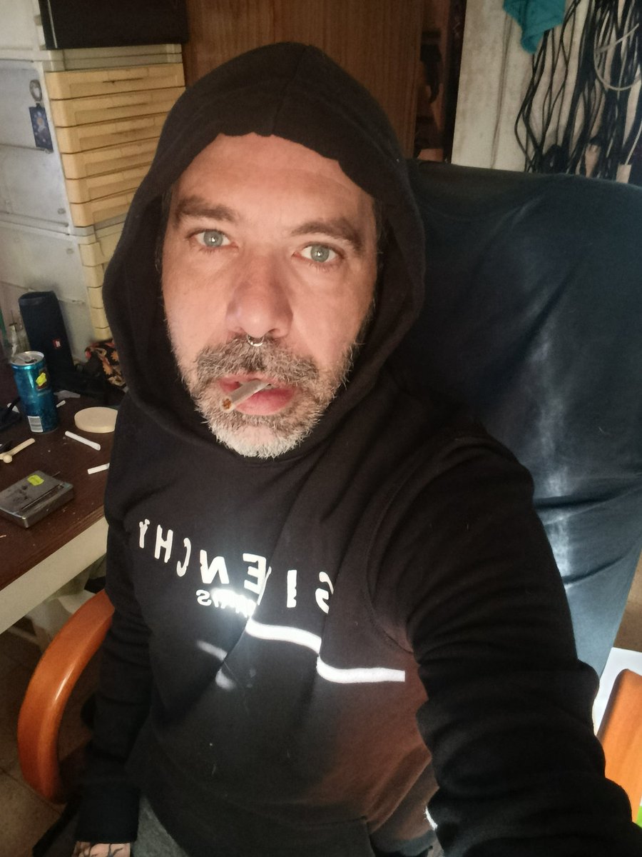 OBikovsky's tweet photo. יותר מידי בוקר https://t.co/kCJJNnR27B