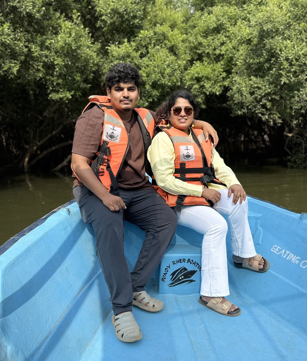 DrDeepaBJP's tweet photo. Holiday Mode https://t.co/BY7uVUXjrE