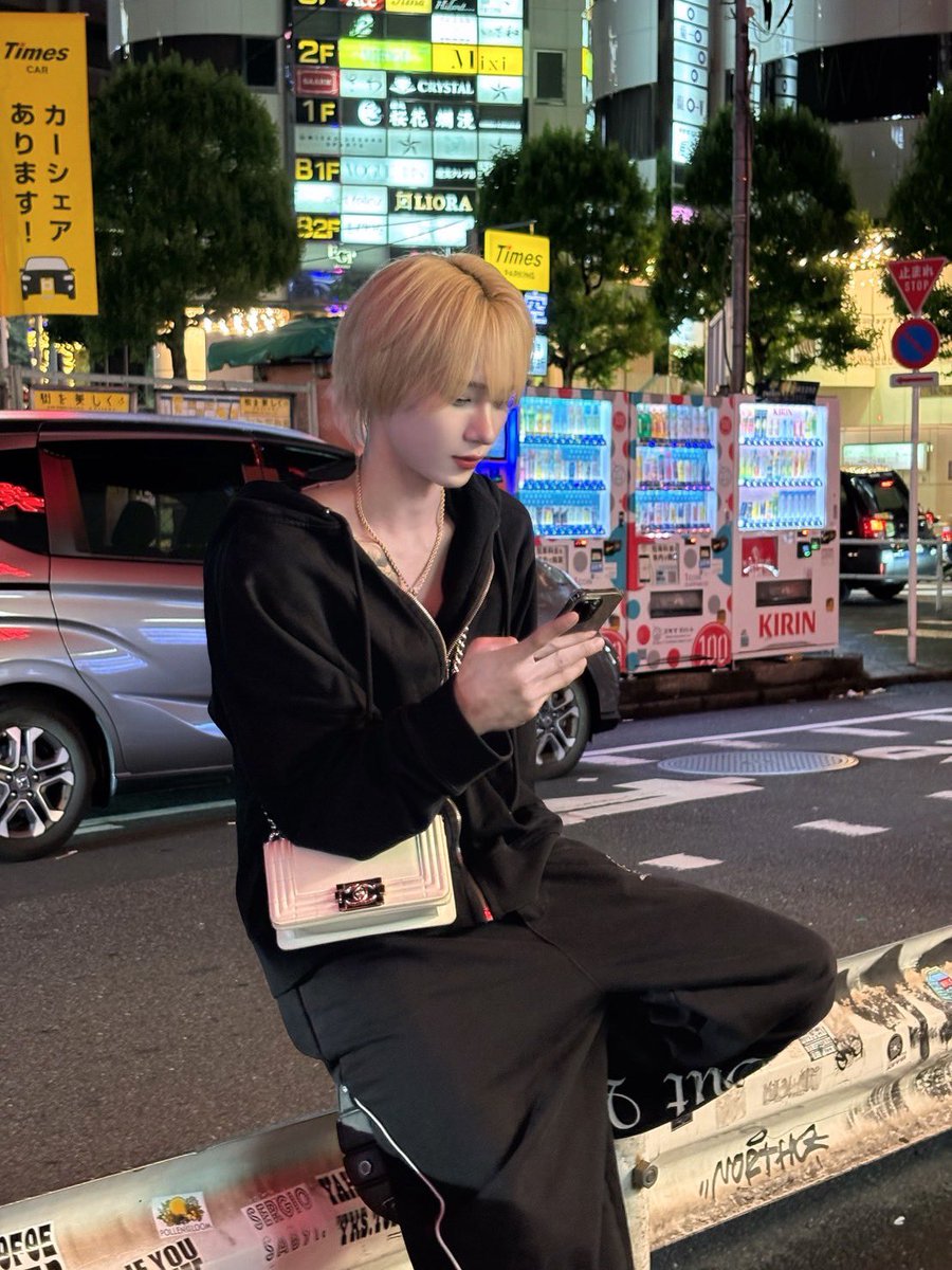 zIIec_'s tweet photo. みんな会おうよ https://t.co/8PuCjWLbkX