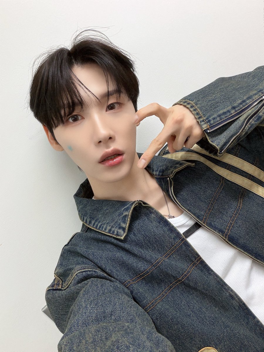 AB6IX JAPAN OFFICIAL tweet media