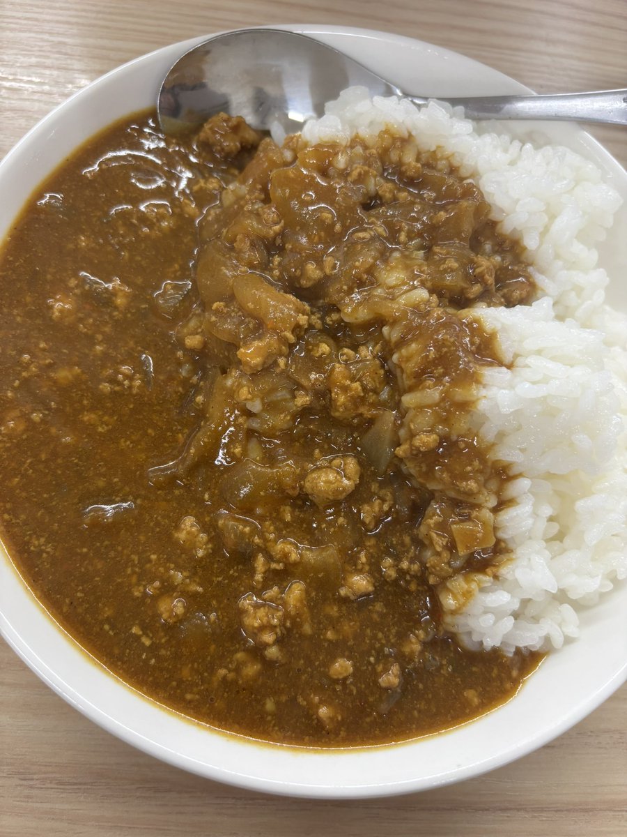 しろねこやまと tweet media