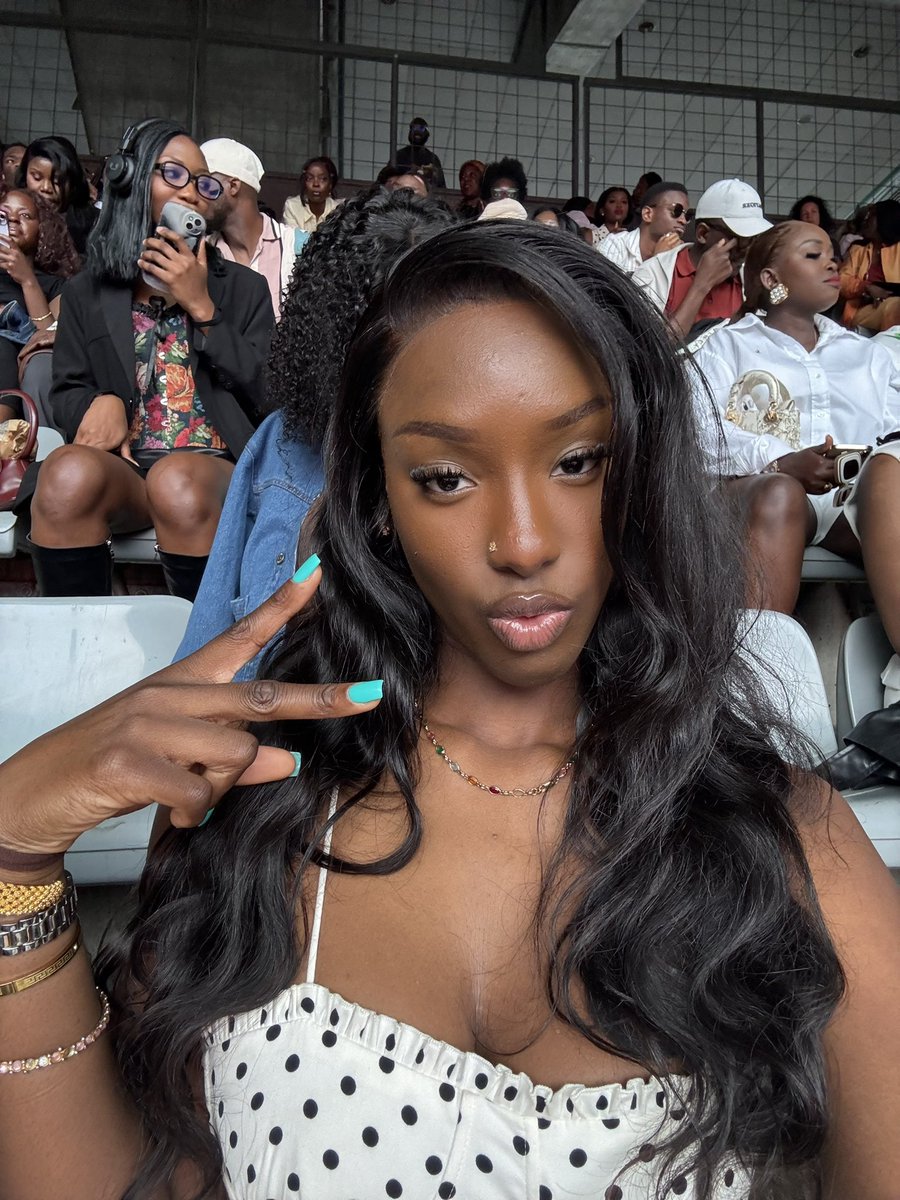 purpled0ll's tweet photo. Elle est belle elle est congolaise https://t.co/k4aSRRiikz