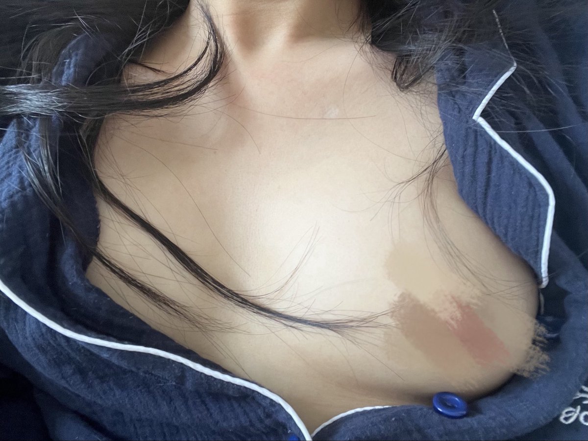 想埋在她乳房直到死亡 tweet media