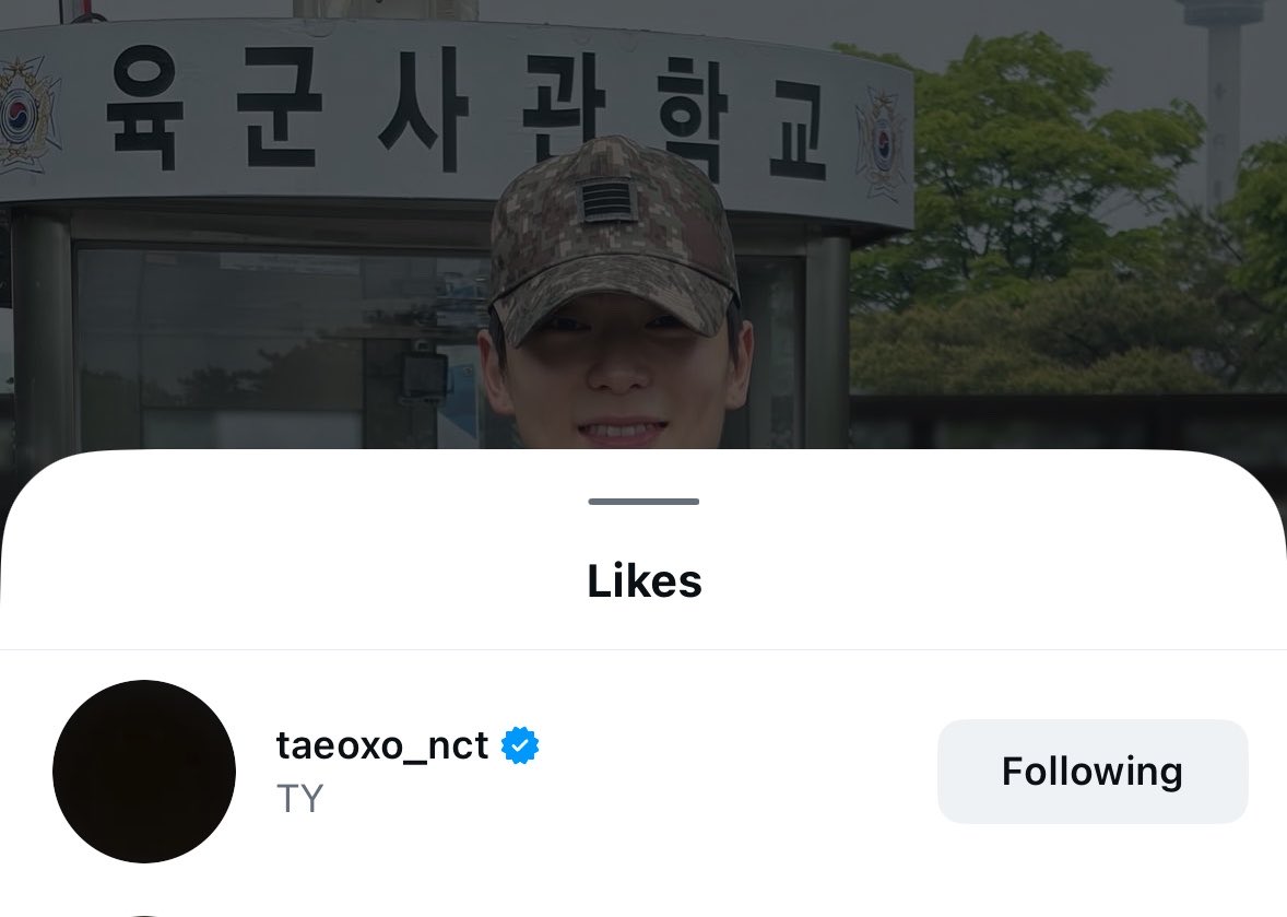 뷔♡ tweet media