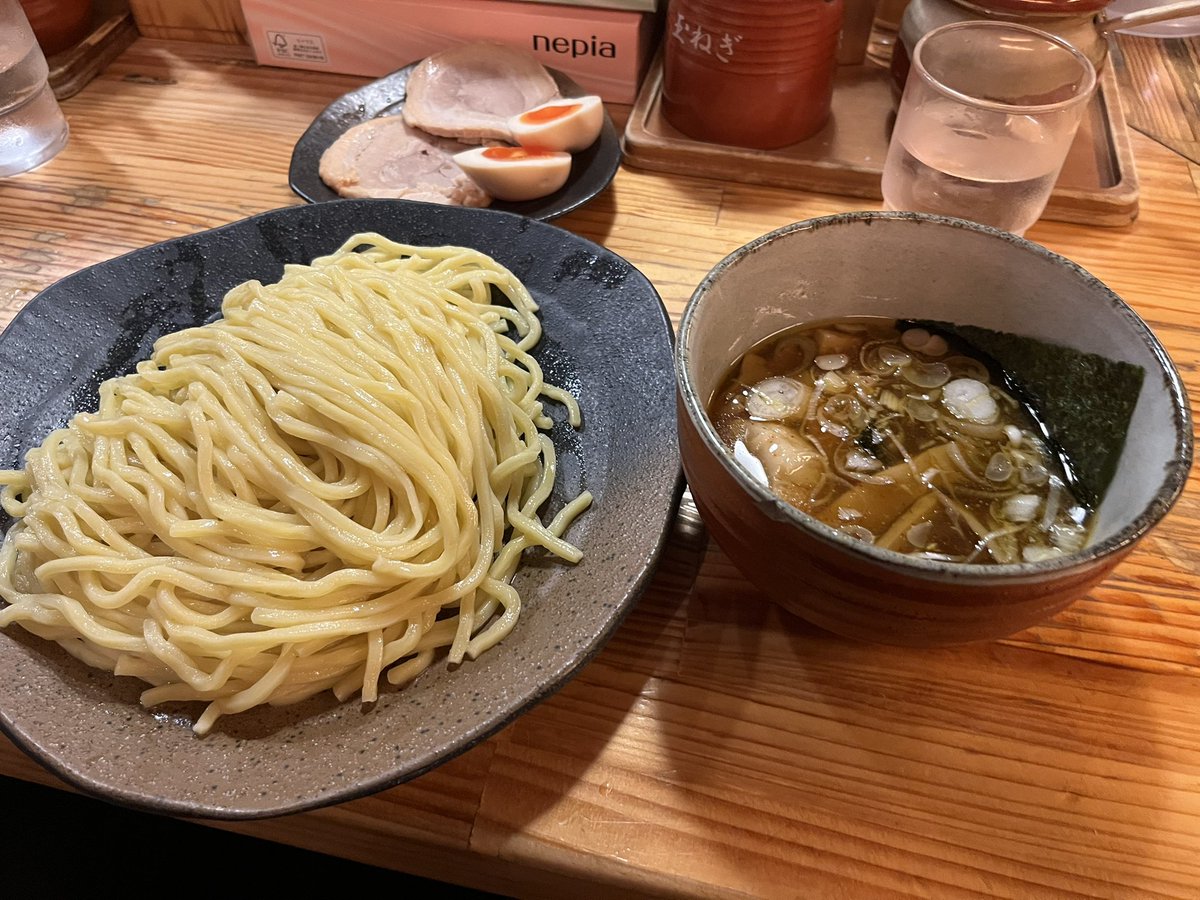 マガ tweet media