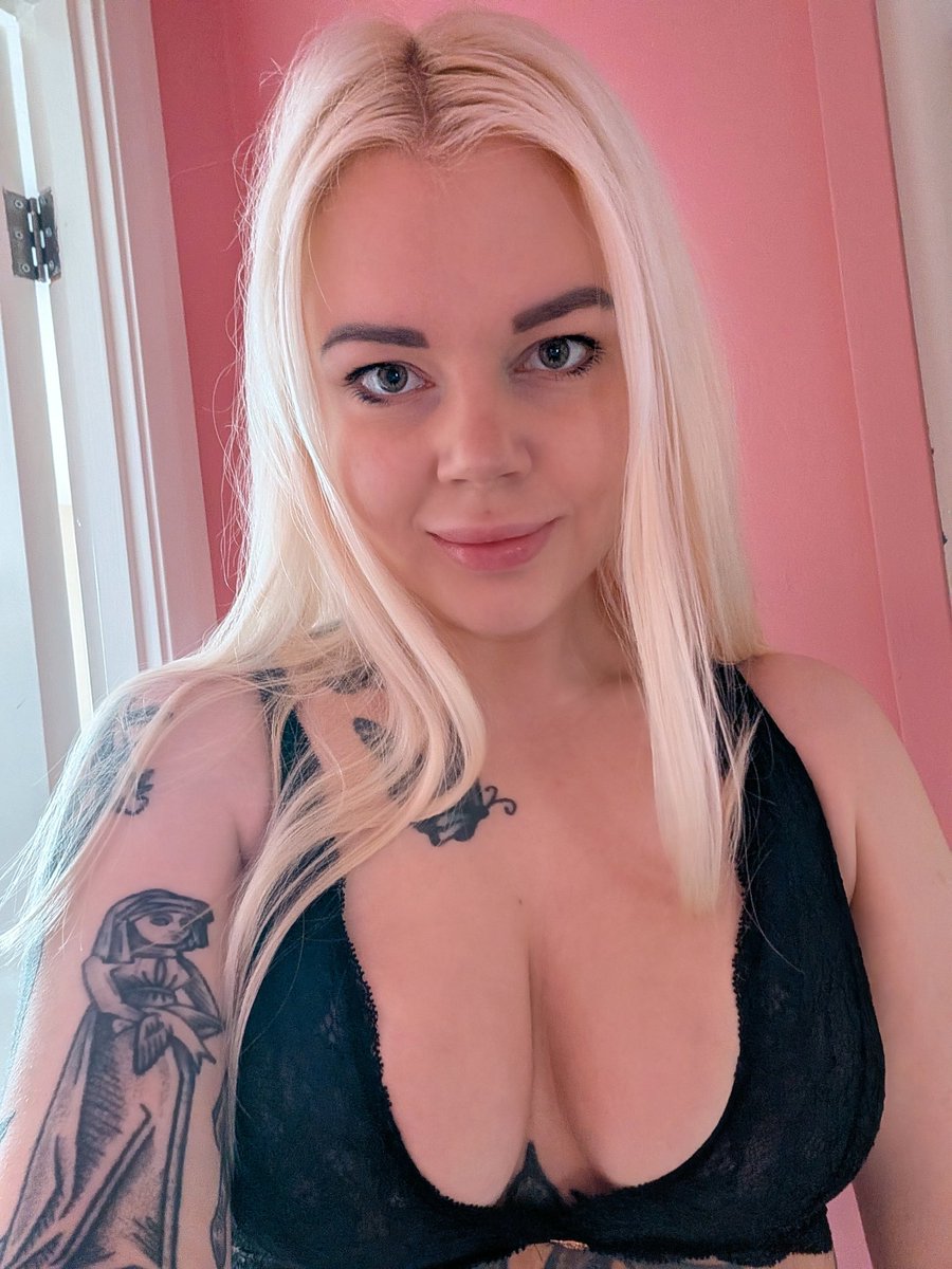 Lucinda Love tweet media