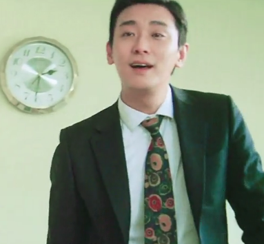 <a href="/dxlight__/">水魿 . ｡　ﾟ。</a> 시대에 뒤쳐지지 않는 판사님. 직접 사서 매기에는 리스크가 크고 팀장님은 보험 파느라 바빠서 AI에게 부탁해 봤는데. 잘 어울리는 거 같나요?