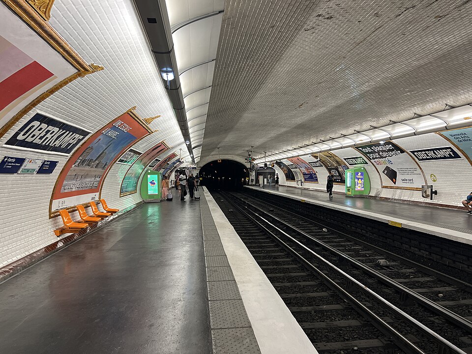 Fdesouche.com est une revue de presse tweet media
