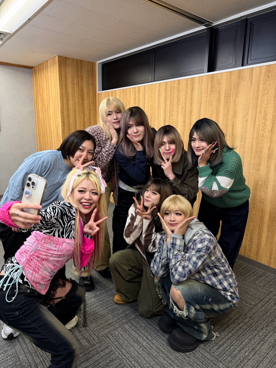 DXTEEN tweet media