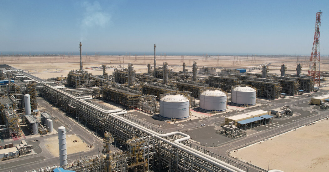 🇦🇪 The UAE just left OAPEC, the Arab petroleum coordination body. Last ...