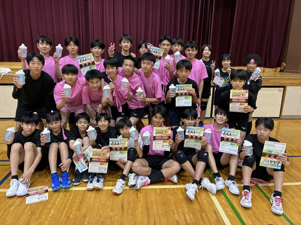 east_ring's tweet photo. EASTRINGは唯一無二のピンクバレーボールチームになります🌸ピンク男女お待ちしてます👫
#volleyball
#EASTRING https://t.co/ZgICdpL1CZ