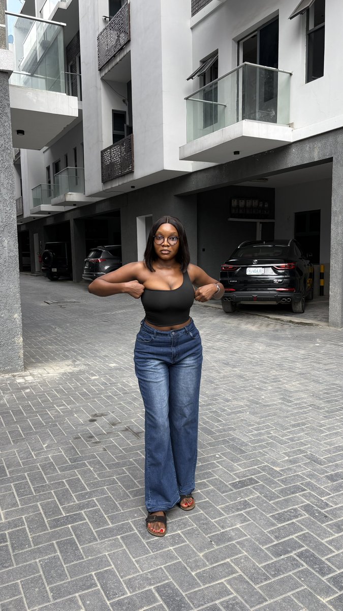LEE🖤, THE AREWA GIRL tweet media