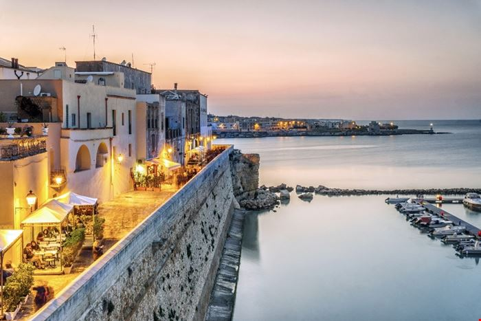 ILSOTRANTO's tweet photo. #GuidaTuristica della Città di #Otranto https://t.co/U2wuHWpEww via @ILSOTRANTO https://t.co/qOeWtyIY0e