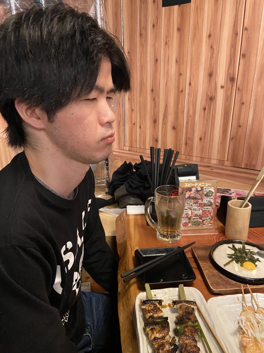 机の虫 tweet media