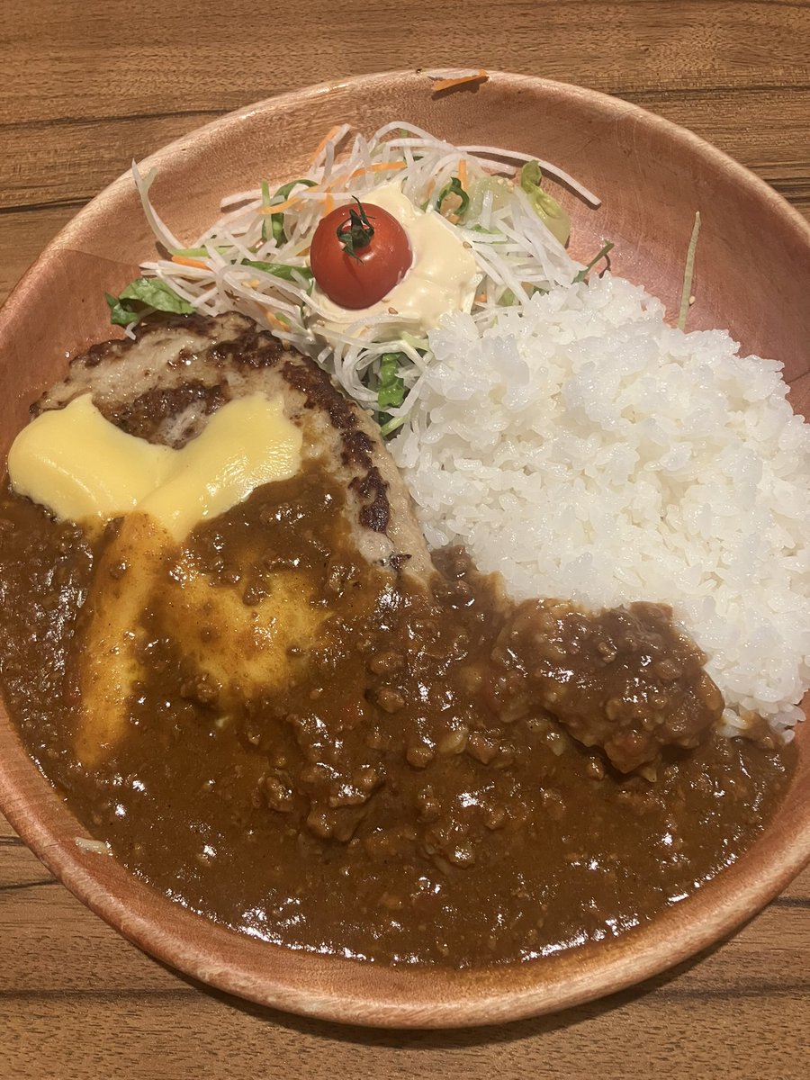 ろくろく　〜2代目〜 tweet media