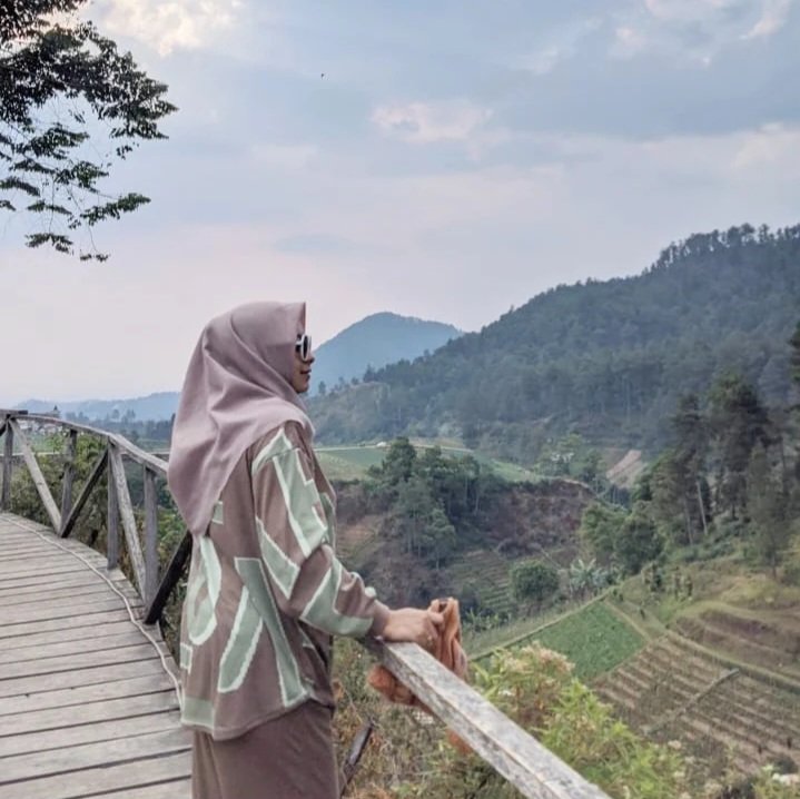 MitsukiMiftah48's tweet image. Dalam photografi tak semua harus tajam dan jelas..  #minggu #weekend