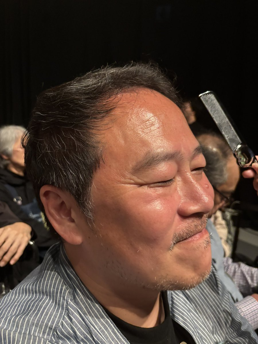 カズー tweet media