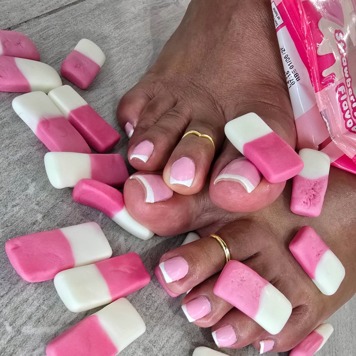 Tasty_PerfecToes tweet media