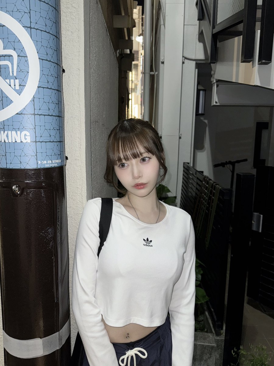 千星 真穂 tweet media