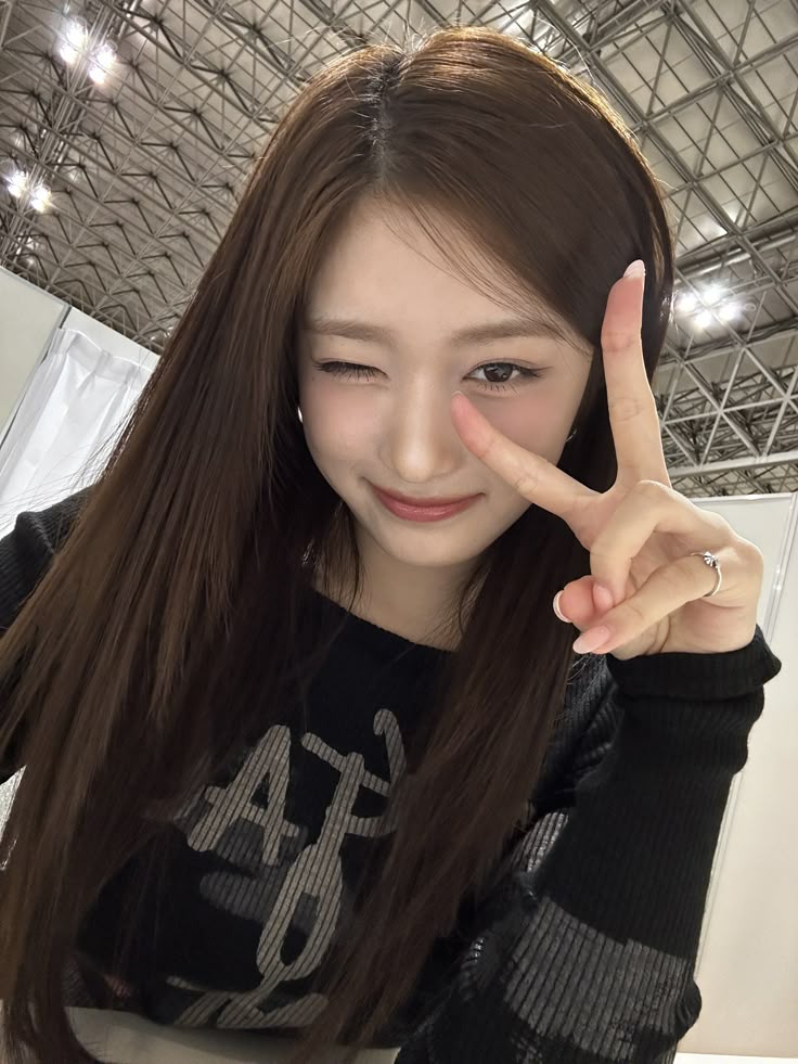 ִ ࣪𖤐pearl 🧸 tweet media