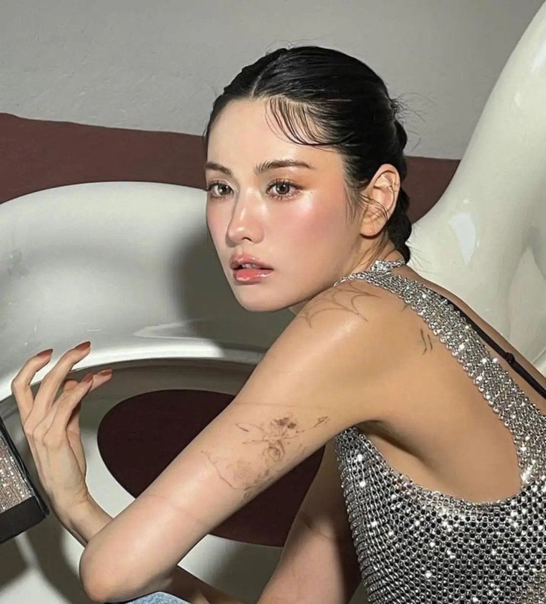 HManyaza49483's tweet image. #art #nana #model #beauty #kimtaeri