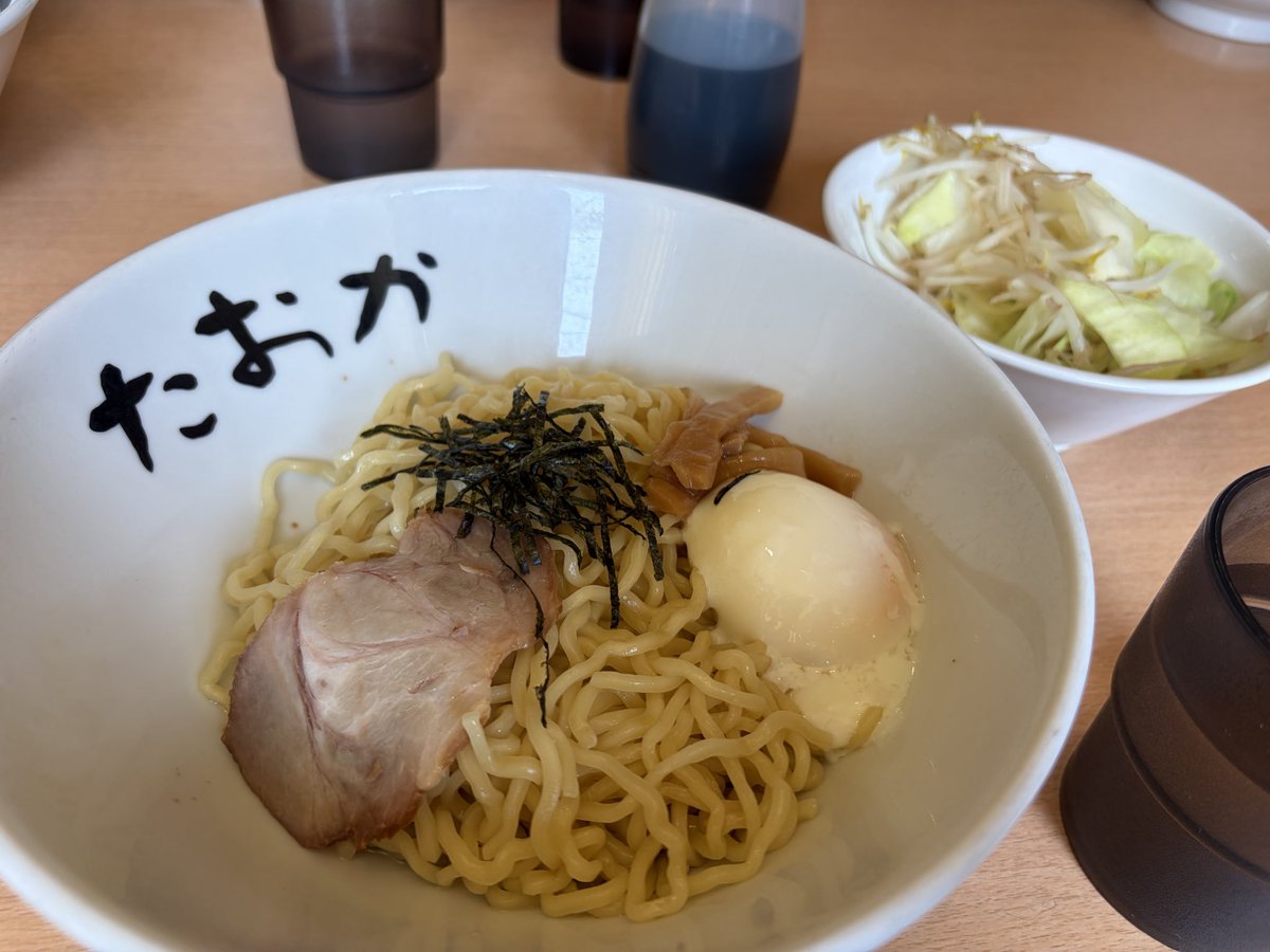 のん tweet media