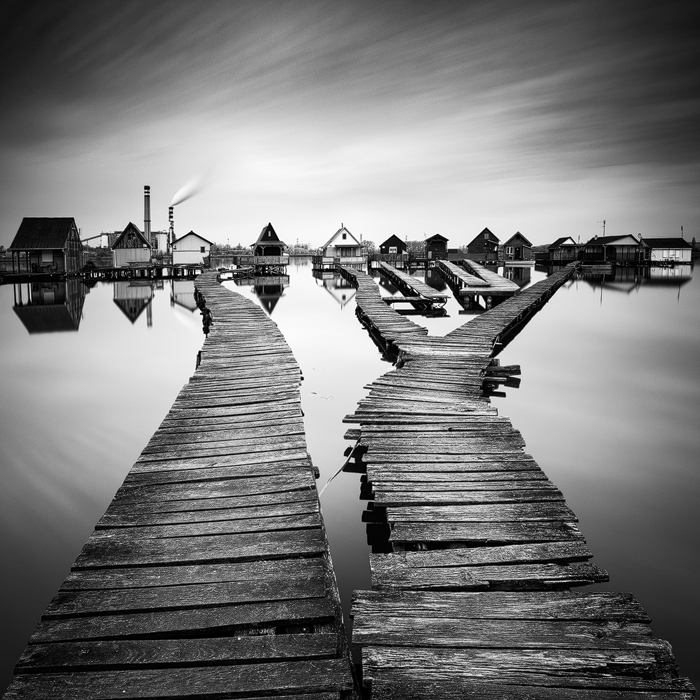 artlimitednet's tweet photo. Lake Houses by Martin Rak https://t.co/mmjpOuG2nz
#fineart #waterscape #long #exposure #blackwhite #blackandwhitephoto #edifice #factory #monotone #blackandwhitephotography #world_bnw #photography #construction #bridge #digital #pier #slowshutterspeed #composition #lake #camera… https://t.co/IK8hnEacms