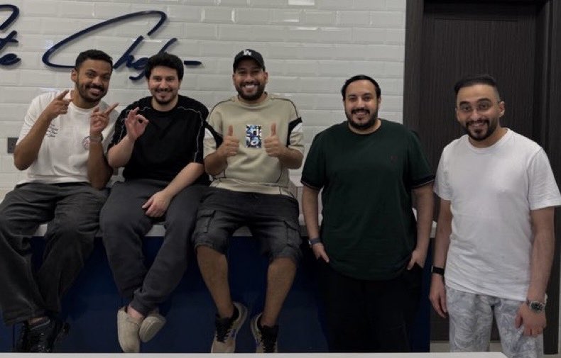أمـواج السـلطان tweet media