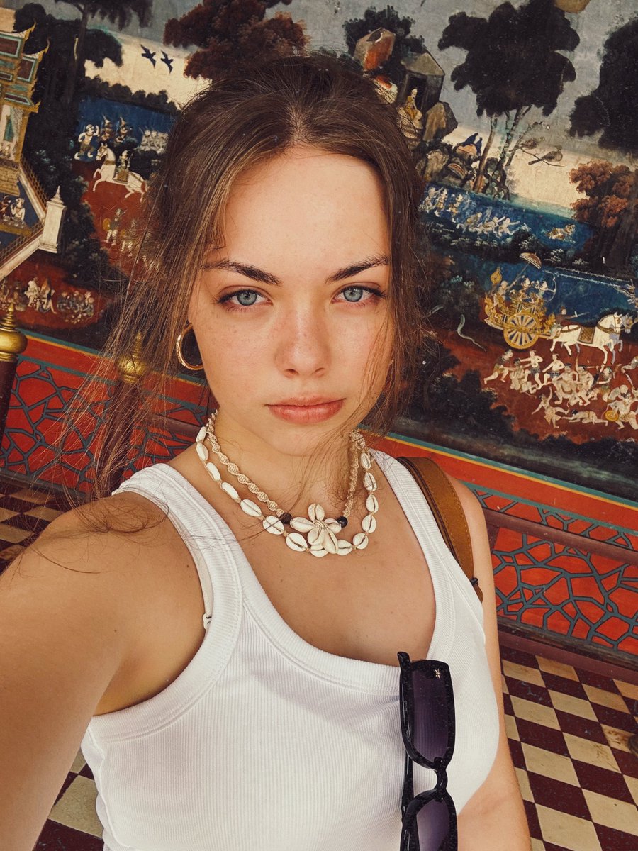 Anastasia NFTart 💎 tweet media