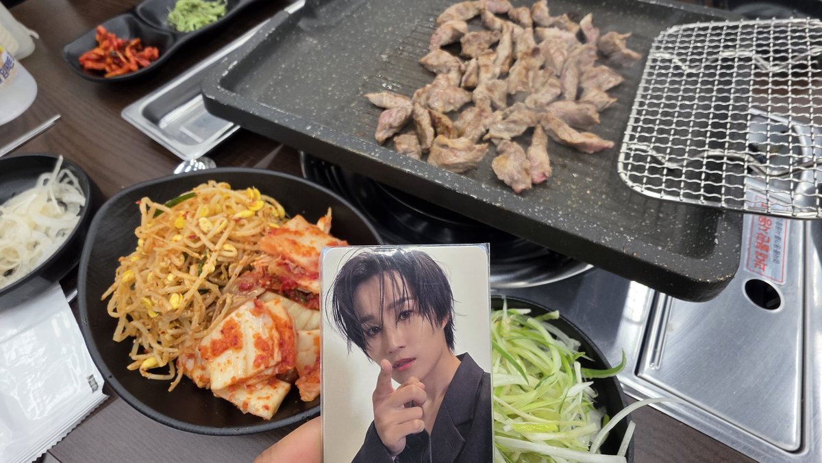 only_heejae❥⃝🧡 tweet media