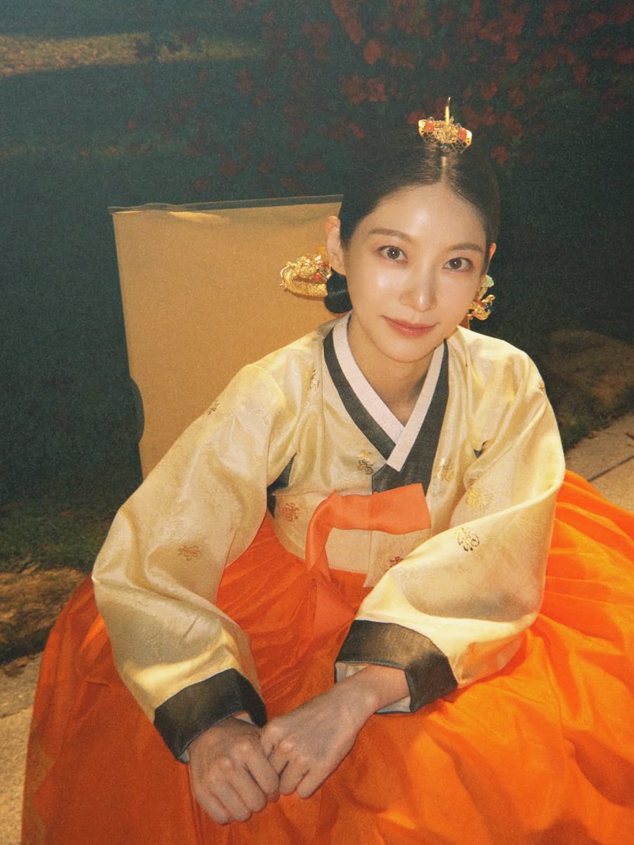 GongSeungYeon International 공승연 tweet media