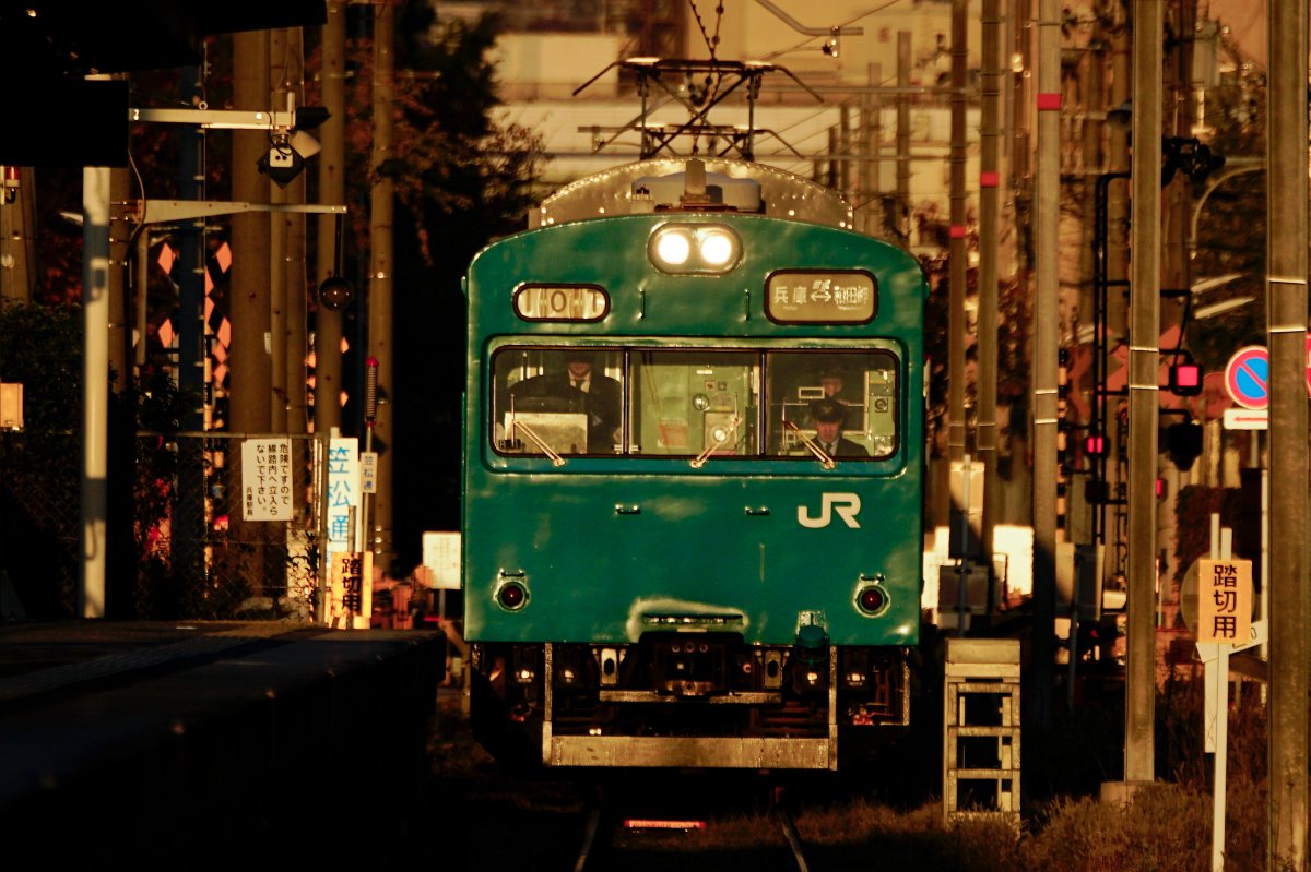 鉄道写真家　中井精也 tweet media