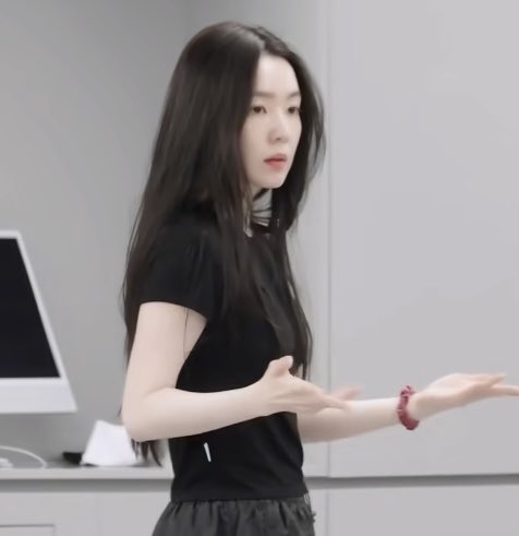 zqwbae tweet media