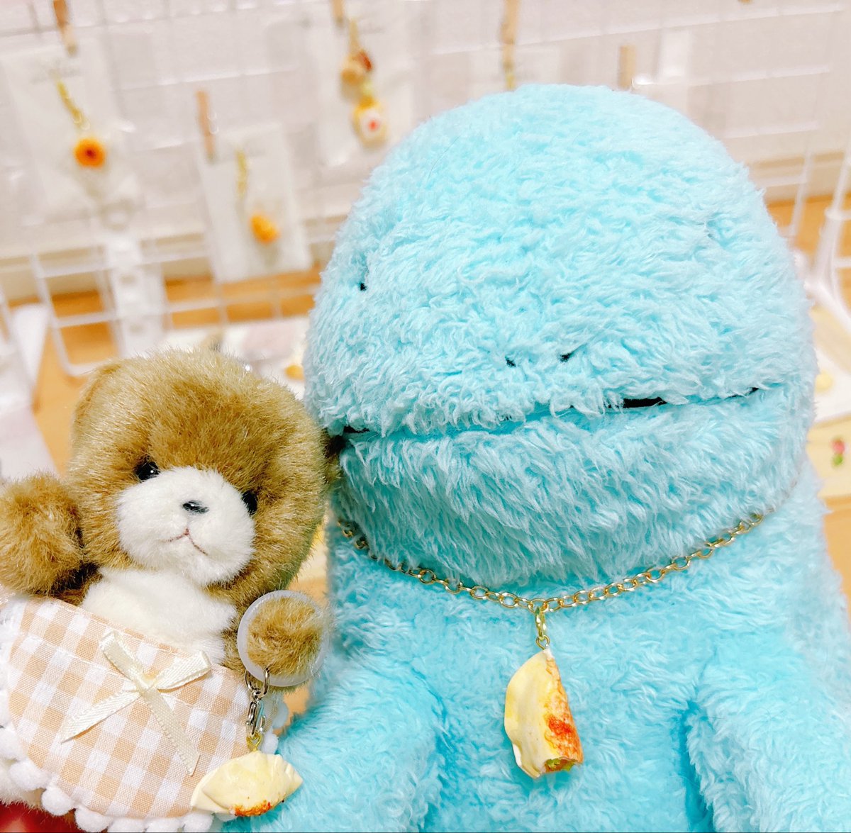 pom__030's tweet photo. ぎょうざコーデおためし🥟🥟

ぎょうざのアンブレラマーカー、
こむぎのふわふわおててにぴったりすぎる🧸⛱️✨️ https://t.co/ex01oztMvH