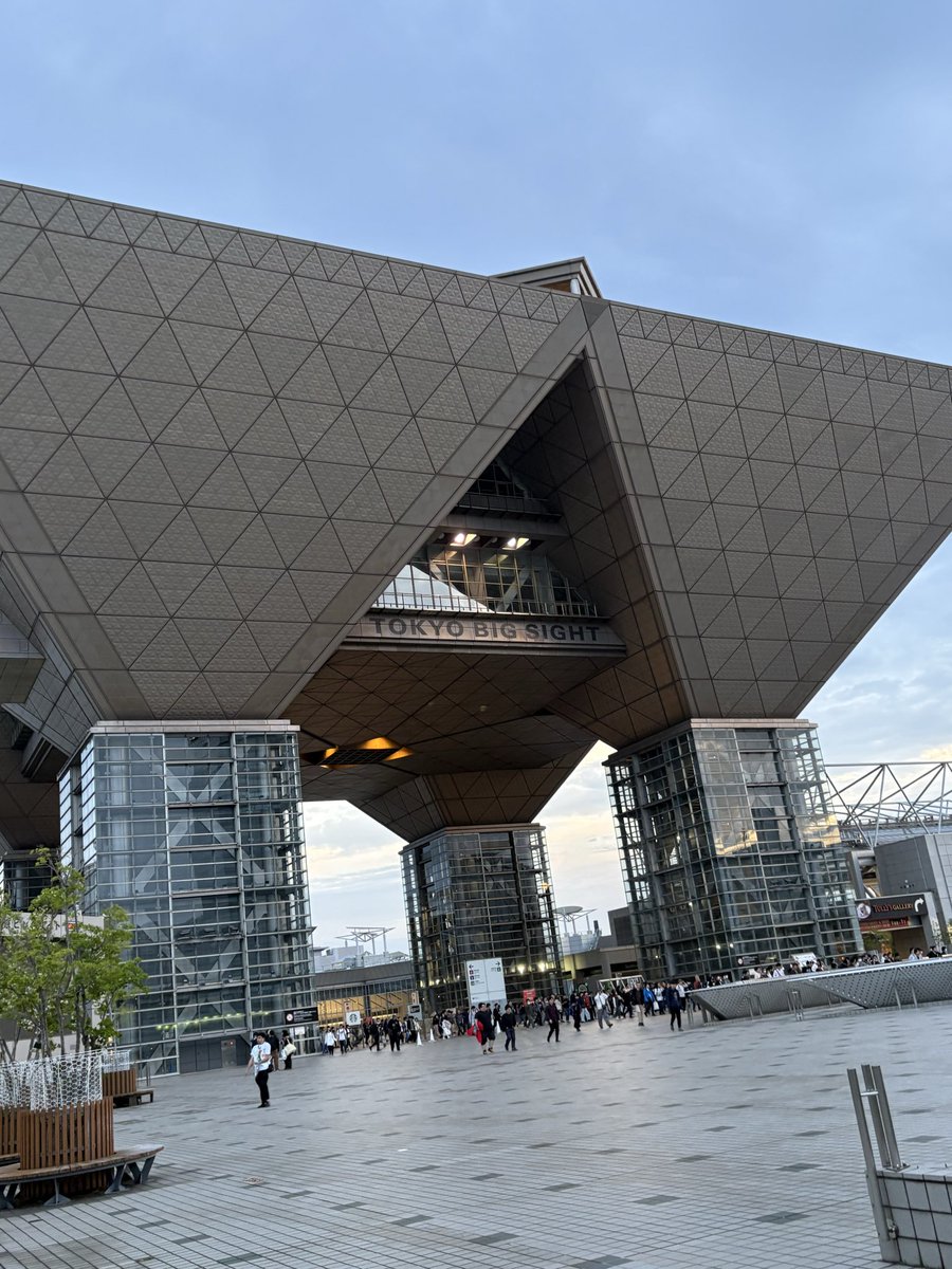 理宇 tweet media