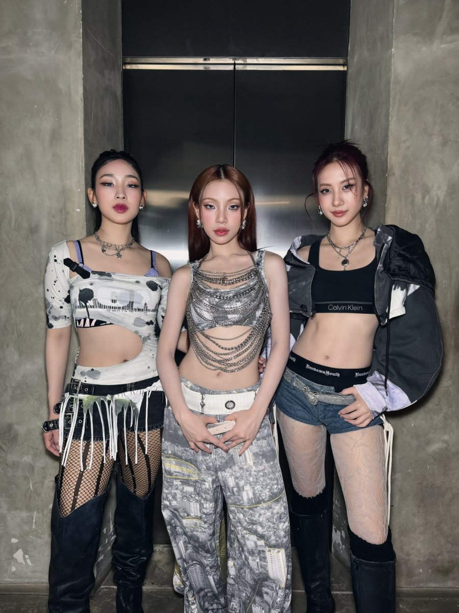 4EVE_Official tweet media