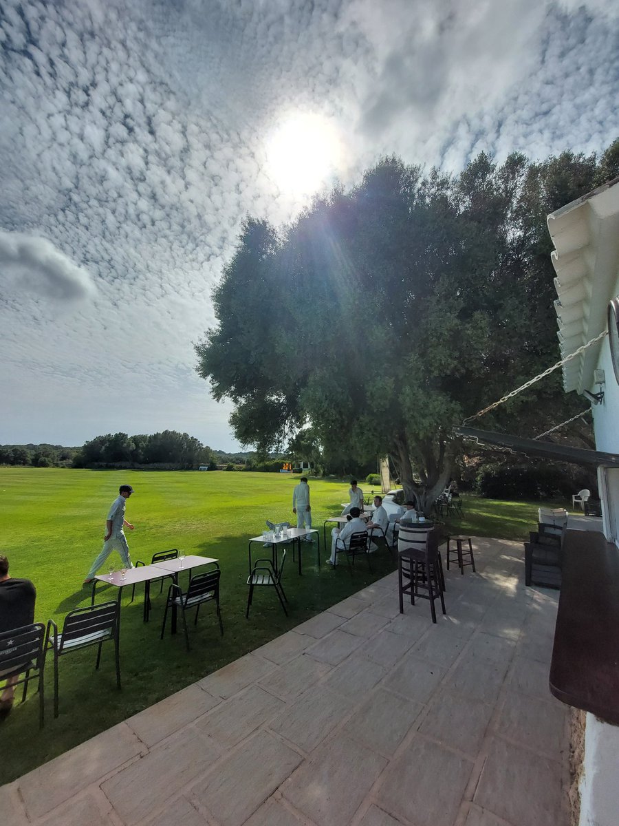 MenorcaCC's tweet photo. SATURDAY RESULT: (40 overs)

King's Head Bledington: 165ao (36.4 overs)
R Orr-Ewing 28
T. Cotton 3-33

Menorca: 166-4 (27.5 overs)
J.Hagger 57, M.Sullivan 55ret
A. Orr-Ewing 3-33

https://t.co/OItDZzFRSV https://t.co/IEPZdiuBFl