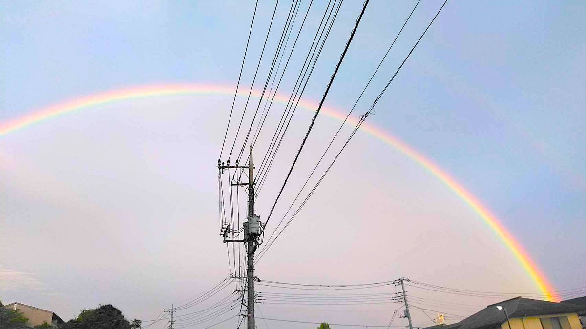_futagonohoshi_'s tweet photo. ［🌈5月✨営業日✨🌈］

🌈金・土・日🌈10時〜18時🌈

🌈🌟✨双子の星に架かる虹✨🌟🌈

🌟 #双子の星 
🎨 #作家作品 #オリジナル作品
☕️ #オーガニックコーヒー #コーヒー豆 #無農薬
⛩ #小金井 #国分寺 #貫井神社 https://t.co/TUTlCzzw7t