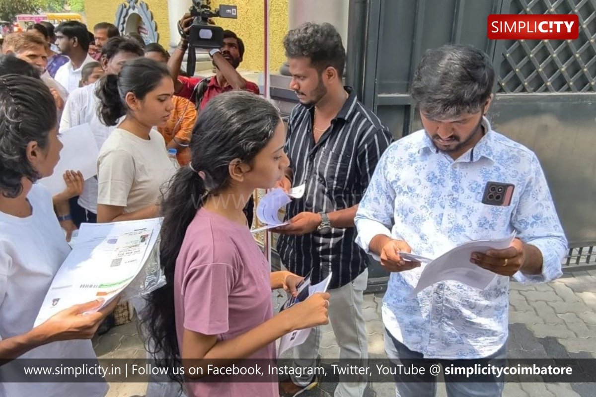 simplicitycbe's tweet image. #Photostory

கோவையில் நீட் தேர்வு: ஆர்வத்துடன் தேர்வு மையங்களுக்கு வந்த மாணவ - மாணவிகள்.

இடம்: நிர்மலா கல்லூரி. பந்தய சாலை.

Students turned up enthusiastically for the NEET examination at centres across Coimbatore.

Location: Nirmala College, Race Course.

#PC: Laxmanan,
