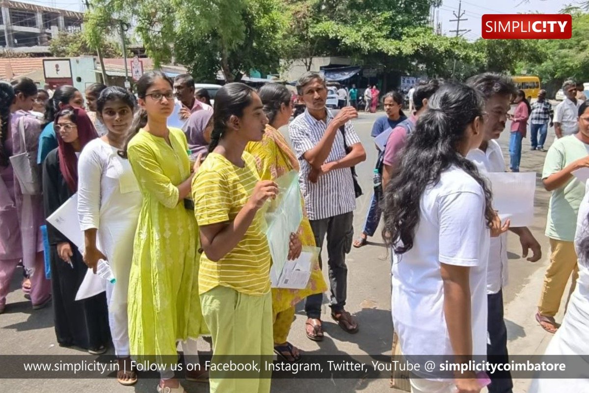 simplicitycbe's tweet image. #Photostory

கோவையில் நீட் தேர்வு: ஆர்வத்துடன் தேர்வு மையங்களுக்கு வந்த மாணவ - மாணவிகள்.

இடம்: நிர்மலா கல்லூரி. பந்தய சாலை.

Students turned up enthusiastically for the NEET examination at centres across Coimbatore.

Location: Nirmala College, Race Course.

#PC: Laxmanan,