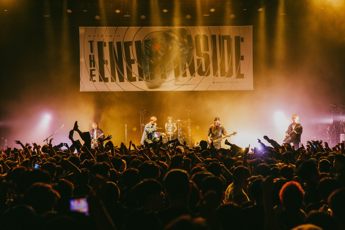 coldrain_official tweet media