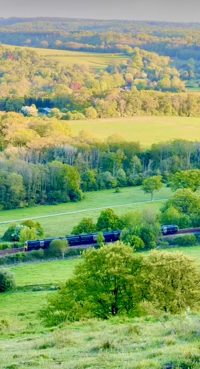 heat_heel's tweet image. Peace to you today, and hope for every new morning 🙏🏻
Another Day, Thank you Lord.
#GodIsGreat 🙏🏻
#StaySafe #ChooseKindness #GodBlessTheNHS
#GodSaveTheKing 👑 🏴󠁧󠁢󠁥󠁮󠁧󠁿 🇬🇧