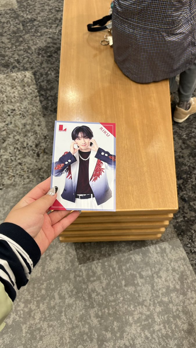 fumilo_'s tweet photo. Lienel リリイベ 阪急西宮ガーデンズ 落し物 森田璃空

１階 北モールに向かう道 ベンチのところに森田璃空D リエレットの落し物がありました。現在当方所有しております。心当たりのある方ご連絡ください。 #拡散希望 https://t.co/UK4N10kYp9