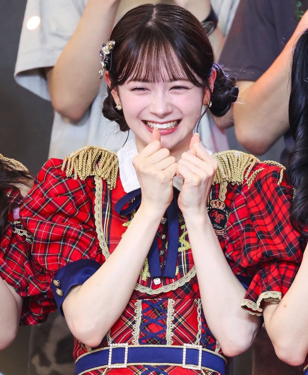【AKB48伊藤百花ちゃん着用】SNIDEL スナイデル リボンベアーマフラー Y | ‎AKB4819期研究生伊藤百花ちゃんの私服まとめ🎀 @akb48 お人形さん