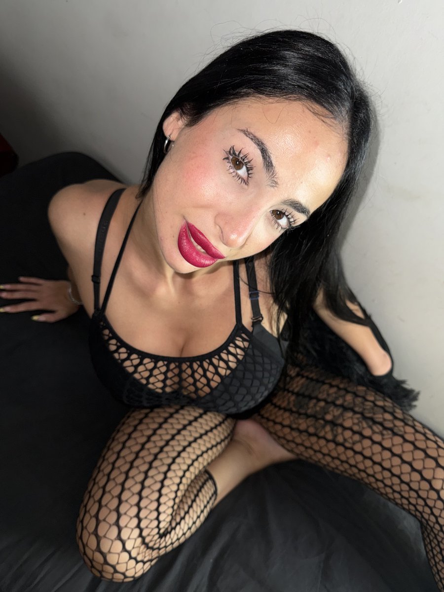 Sabrina tweet media