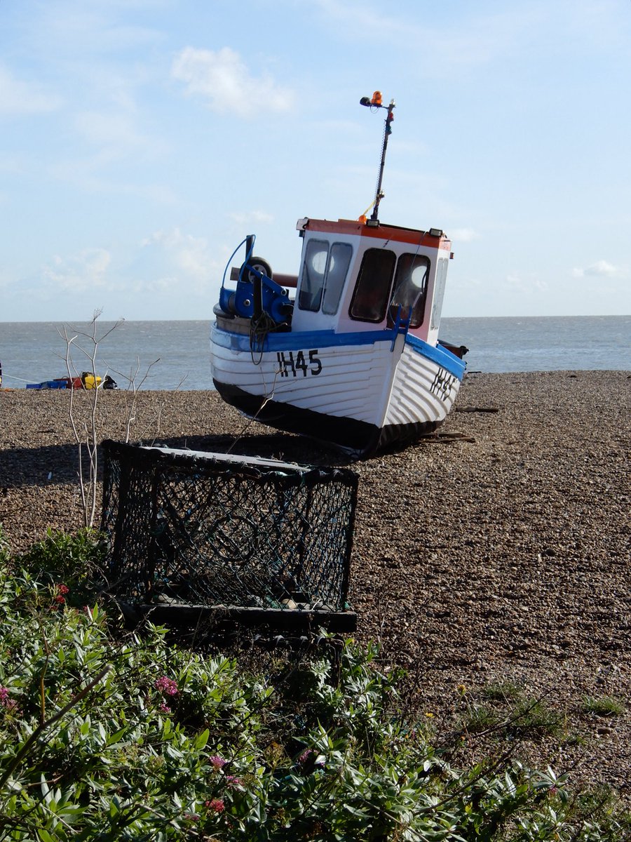 Matedwards7's tweet photo. Aldeburgh.
Final offering for #SuffolkSunday https://t.co/BOSYkqJVNZ