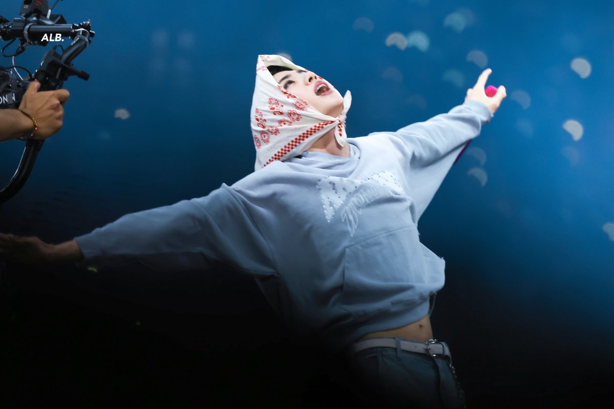 ALittleBraver92's tweet photo. 260502

HD 

#방탄소년단진 #김석진 #석진 #진 #BTSJIN #JIN 
#BTS_ARIRANG #BTS_WORLDTOUR_ARIRANG #BTS_WORLDTOUR_ARIRANG_ELPASO
@BTS_twt https://t.co/JtRzeyVf1n